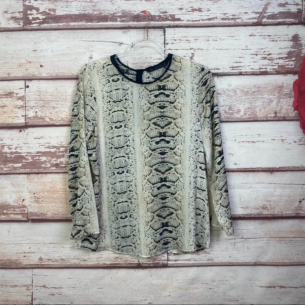 Zara Basic Stylish Snakeskin Patterned Top - image 1